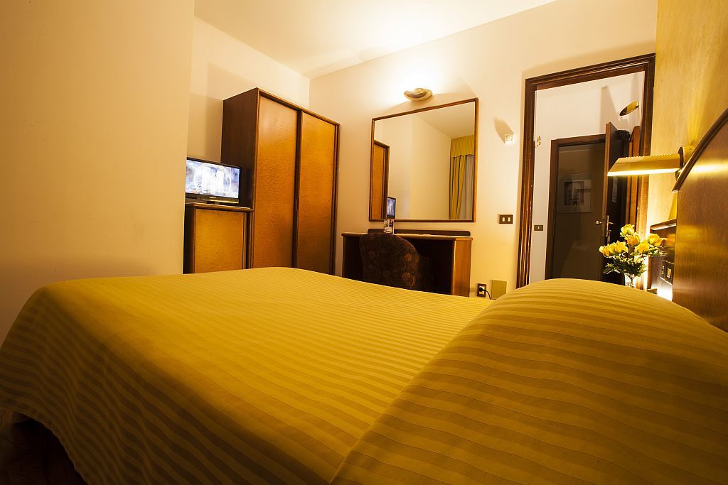 Hotel Concorde Fiera Saronno Exterior photo