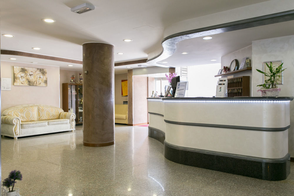 Hotel Concorde Fiera Saronno Exterior photo